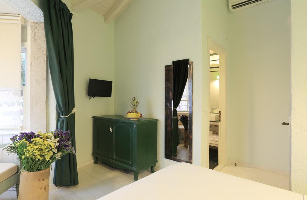 1850 Hotel Alacati Room photo